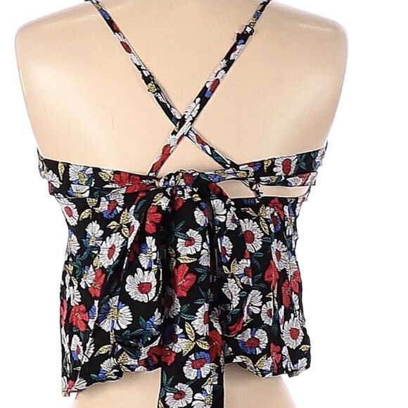 LF/Dress Decode Floral Halter Top - Picture 2 of 6